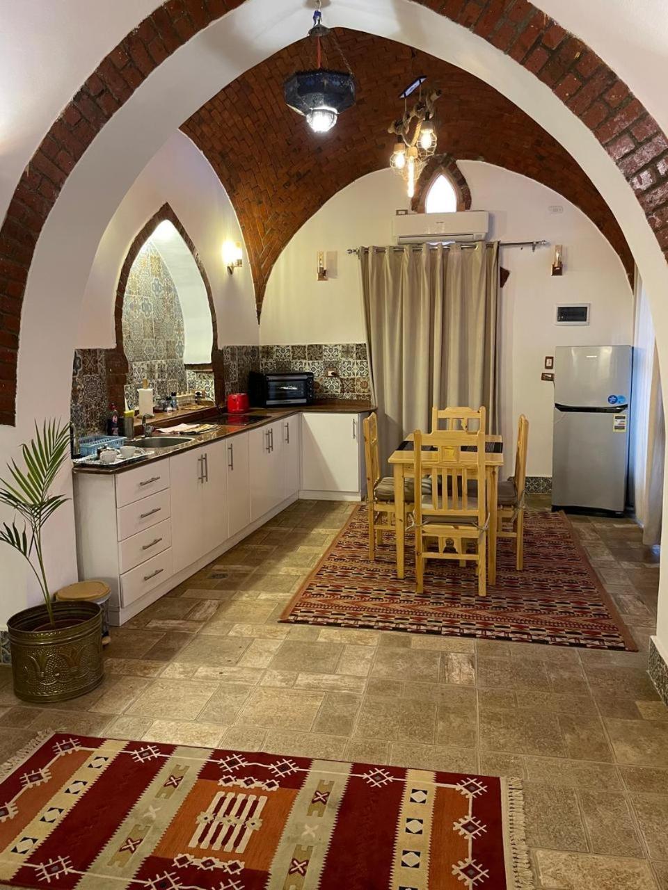Villa Kemet Jazirat al Awwamiyah Luaran gambar