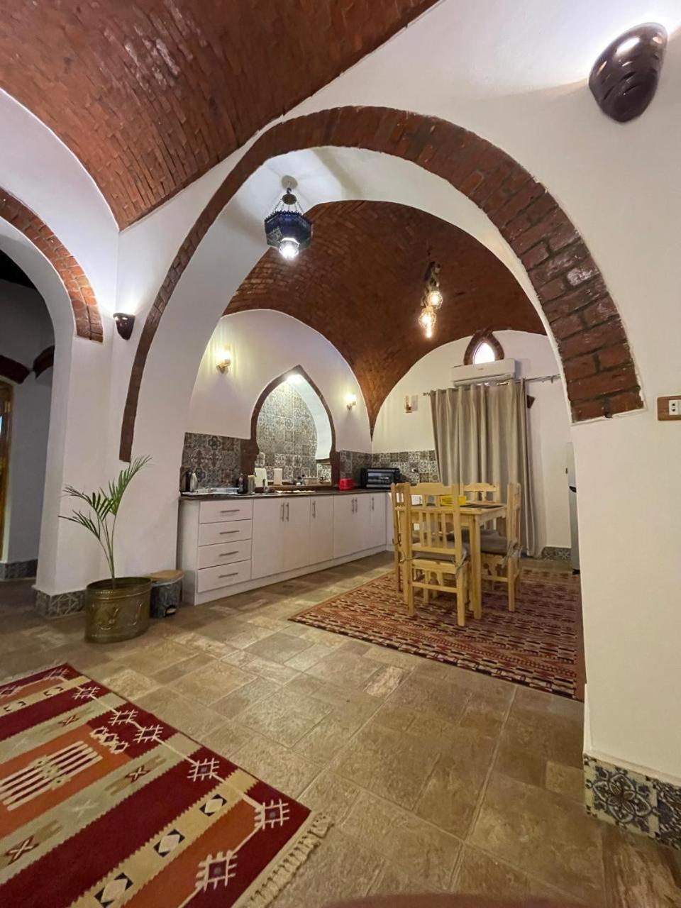 Villa Kemet Jazirat al Awwamiyah Luaran gambar